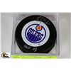 Image 1 : GRANT FUHR HOCKEY HALL OF FAME '03 SIGNED PUCK