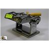 Image 1 : PASTA QUEEN PASTA MAKER