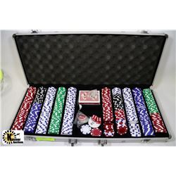 500 + PIECE POKER CHIP SET W/ METAL CASE