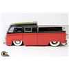 Image 1 : JADA SCALE 1:24 1963 VOLKSWAGEN BUS TRUCK