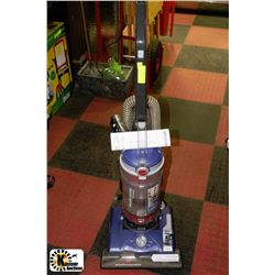 HOOVER WIND TUNNEL MAX VACUUM,