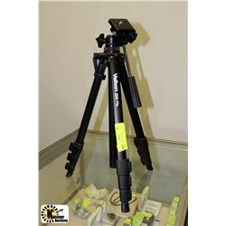VELBON DH20/4 TRIPOD