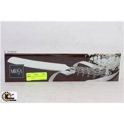 MIKASA NEW CAKE KNIFE WITH GLASS HANDLE