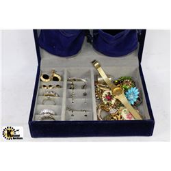 BOX OF JEWELLERY INCLUDING LADIES SEIKO WATCH