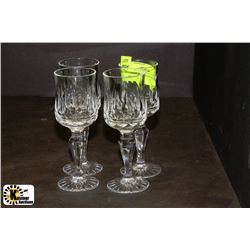 SET OF MEDIUM CRYSTAL WINE GLASSES