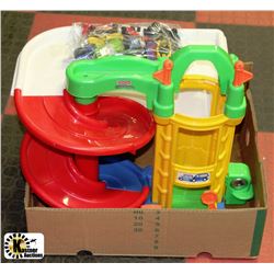 FISHER PRICE TOY GARAGE