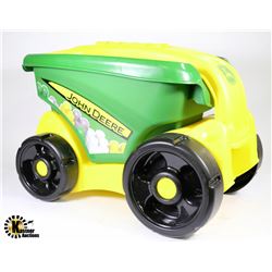 JOHN DEERE WAGON