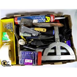 FLAT OF DRYWALLING TOOLS