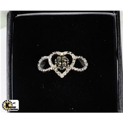 STERLING SILVER 0.1CTW DIAMOND RING SIZE 7