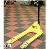 Image 1 : YELLOW MOBILE 5500LB PALLET JACK