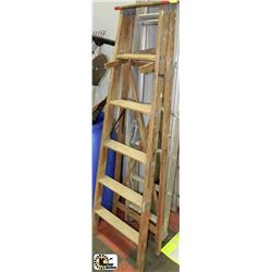 WOODEN 6' LADDER