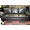 Image 3 : NEW CYRUS CHARCOAL LEATHERETTE SOFA AND LOVESEAT