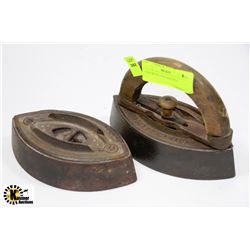 2 SAD IRONS, ONE HANDLE