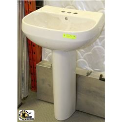 PEDESTAL SINK