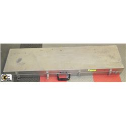 CABELAS' ALLUMINUM GUN CASE