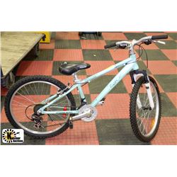 REEBOK LADIES 21 SPEED FRONT SUSPENSION MOUNTAIN