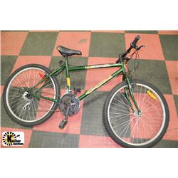 CCM 15 SPEED MOUNTAIN BIKE
