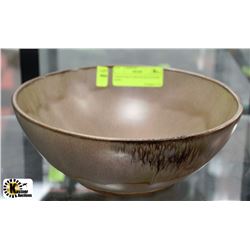 UNIQUE BLUE MOUNTAIN POTTERY BOWL