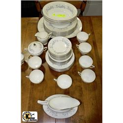 BOX OF MINTON PANDORA CHINA