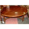 Image 2 : 5PC COFFEE TABLE SET INCLUDES 1 OVAL,1 ROUND AND