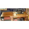 Image 1 : VINTAGE SINGER TREADLE SEWING MACHINE