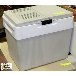 KOOLATRON P65 CARGO COOLER W/12 VT &