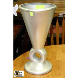 SHOWHOME SILVER LEAF HOME DECOR 19"H