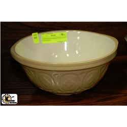 EARTHENWARE MIXING BOWL MADE IN ENGLAND