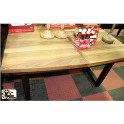 NEW DININGROOM TABLE