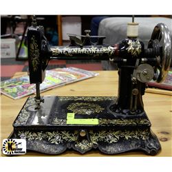 ANTIQUE CAST IRON SEWING MACHINE "NEW NATIONAL"
