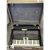 Image 1 : VINTAGE HOHNER CONTESSA II,120 BASE ACCORDIAN