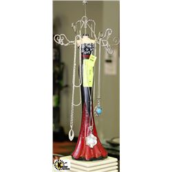 LADY JEWELLERY HOLDER WITH CHAINS