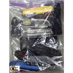 BAG OF POCKET KNIVES ON CHOICE