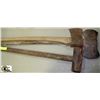 Image 1 : 2 AXES AND A SLEDGEHAMMER
