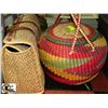 Image 1 : LOT OF 2 HAND WOVEN BASKETS