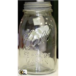 VINTAGE BALL SMALL MASON JAR