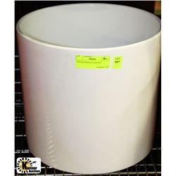 WHITE PORCELAIN POT