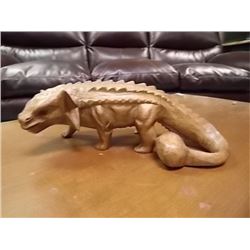 UNIQUE CARVED WOOD FIGURE - DINOSAUR - ANKYLOSAURUS - 9 ½"  X 4 ½"