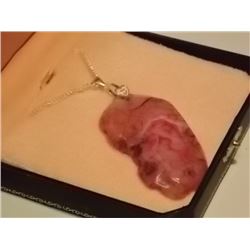 NECKLACE - NEW - DRAGON VEIN AGATE IN STERLING SILVER SETTING WITH HEART ACCENT AT TOP