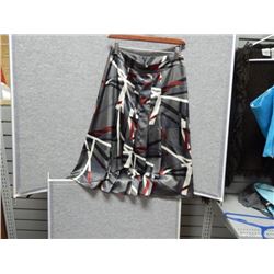 SKIRT - SILVER - SATIN LOOK - MADE IN VANCOUVER - DESIGNOR - SZ ?