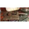 Image 1 : DRILL PRESS VICE
