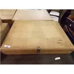 WOOD BOX WITH HINGED LID - AND CONTENTS - ASSORTED BUG COLLECTION