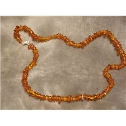 NECKLACE - DEEP ORANGE & HONEY YELLOW ORANGE BALTIC AMBER GEMS TOTALLING 34CT - STERLING SILVER CLAS