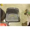 Image 1 : RIDING MOWER SEAT