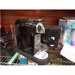 NESPRESSO  CILIZ - OPEN BOX - CONTENT UNVERIFIED - STR