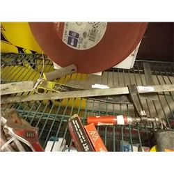 BUNDLE OF TOOLS & CLAMP