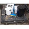 Image 2 : SKID  MISC HOUSEHOLD