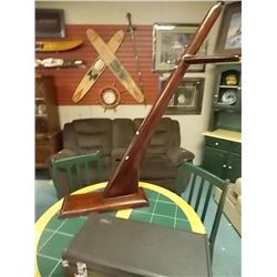 TEAK? WOOD BOW SPIRIT