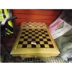 CHESS BOARDS - 2 - & MEN - CONTENTS UNVERIFIED