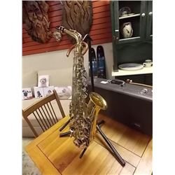 YAMAHA YA523 ALTO SAX - WITH CASE- as-is (dinted on base curve) - USED RETAIL ~$800.00 - NO STAND